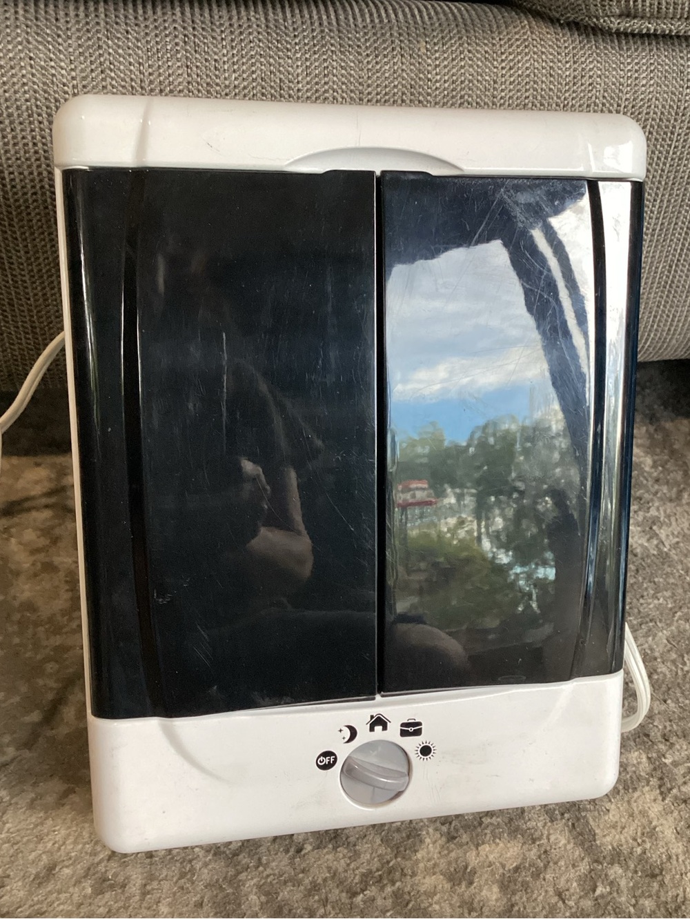 Vintage Conair Double Sided Lighted Makeup Mirror Magnified White w/Black Doors